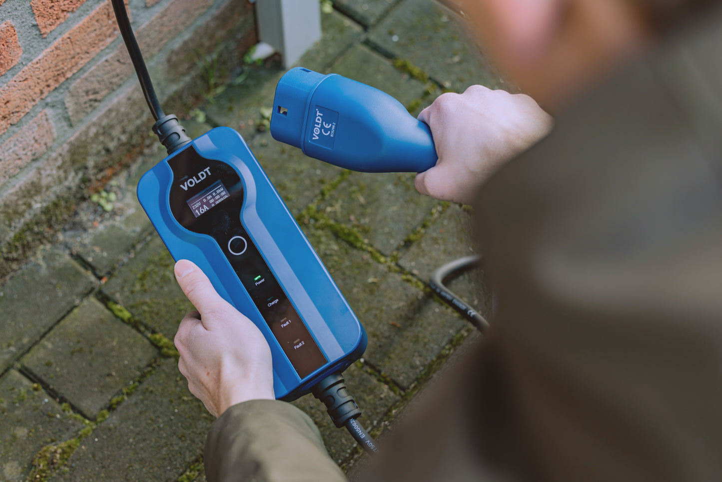 3 Pin EV granny charger | Adjustable 8A - 13A | 2,8kW charging cable