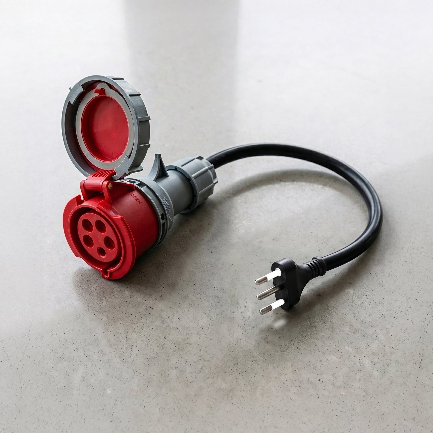 32A 5-pole commando to Type L Adapter for Italy
