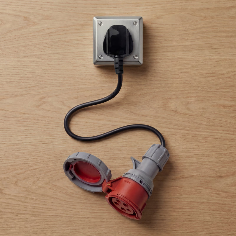 32A 5-pole commando to Type G for UK Adapter